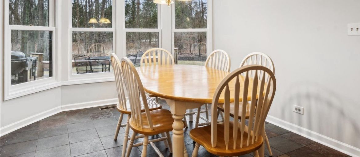 Kitchen Table And Chairs
