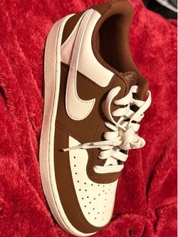 Brown Nike shoes - size US 8 women’s