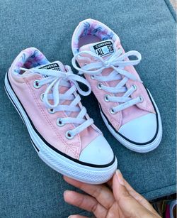 Girls converse- size 1