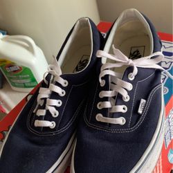 Men’s Vans size 12