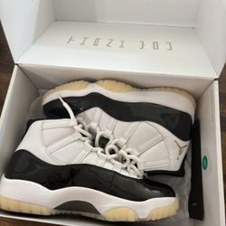 Jordan 11 Retro “ Gratitude/ Defining Moments” Size 8.5 BRAND NEW 