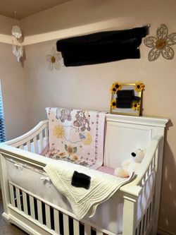 Baby crib