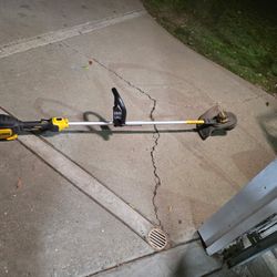 DeWalt Weed Trimmer