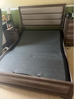 Back headboard and Tempur- pedic Queen Adjustable base