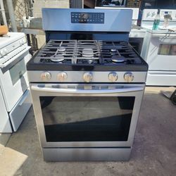 SAMSUNG STAINLESS STEEL GAS STOVE 