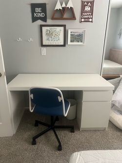 White Desk W/ Office Chair!