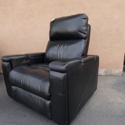 Pulaski Leather Power Home Theater Recliner
