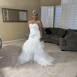WEDDING DRESS