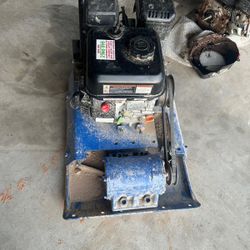 Plate Compactor $70 per day 
Power brush $70 per day 
Jack hammer makita $70 per day 
Trimiadora $70 per day 
Motocierra $70 per day 
Cajas de clavos 