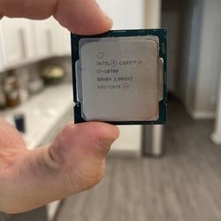 Intel i7 10700