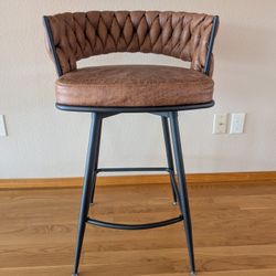 Swivel Counter-height Barstool