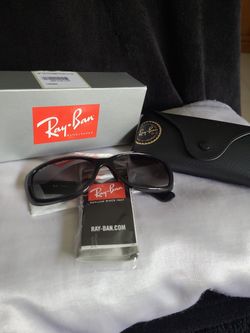 Brand New  Ray Ban Sun Glasses 🕶  Real, Not Fakes!