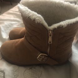 Guess Boots Size7