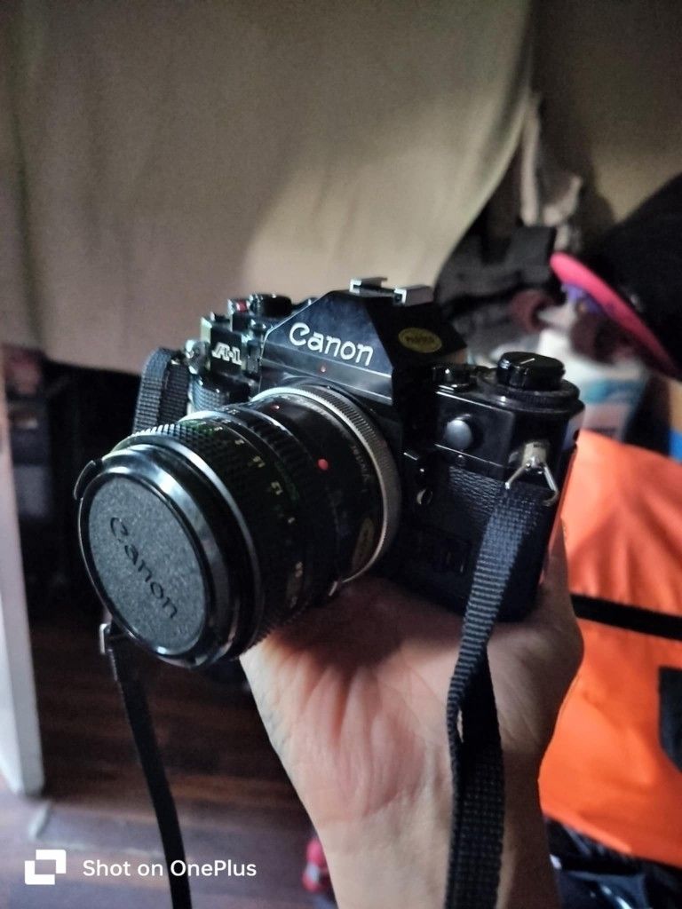 CANON A-1 CAMERA 
