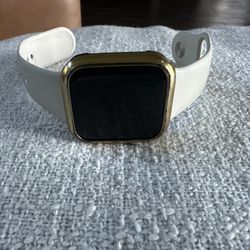 Apple Watch starlight