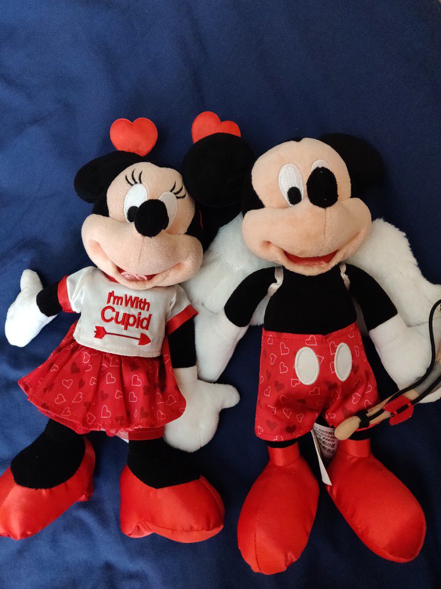 Valentine Minnie and Mickey collectible