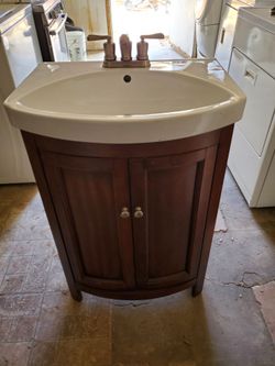 Vanity  24 inch wide 35 inch high