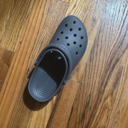Crocs Gray Men:8 Women:10
