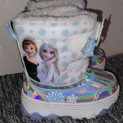 Frozen Snow Boots 