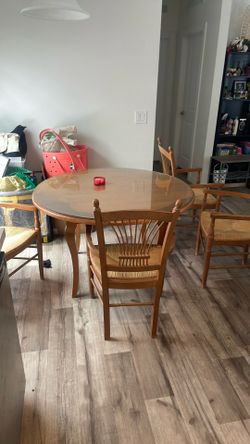 Wooden Diner Table With Glass