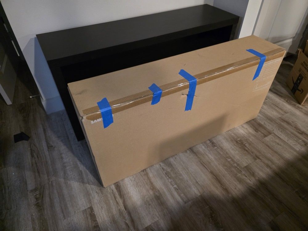 Samsung Q990B Soundbar with Stands