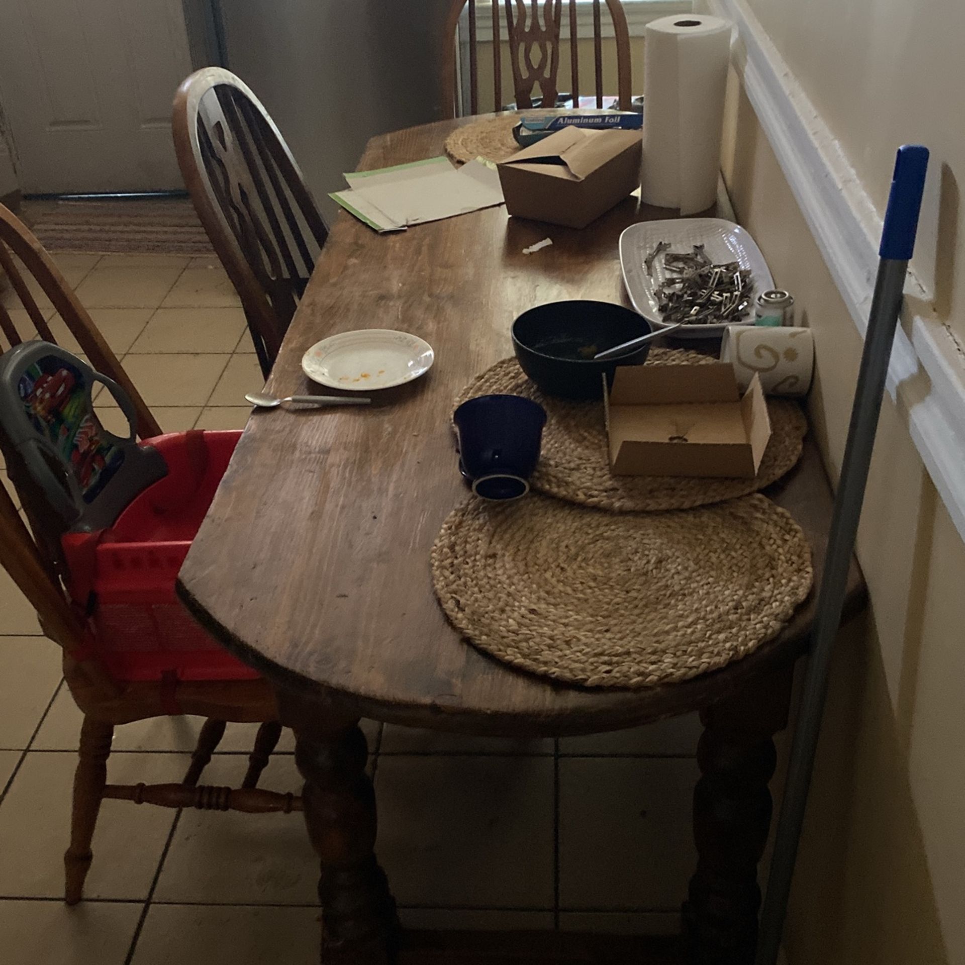 Kitchen Table With 3 Chairs