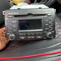 Kia Sorento Original Radio 2011