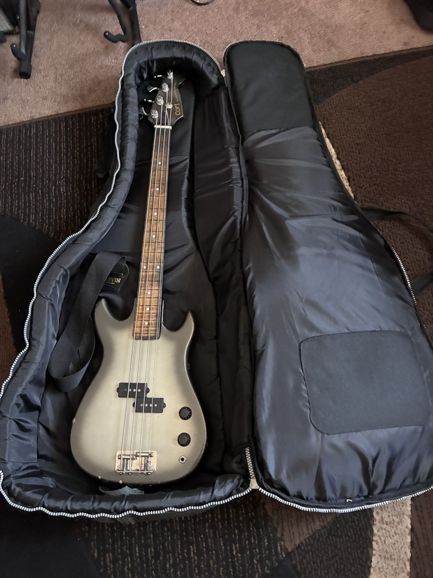 Cort slammer bass