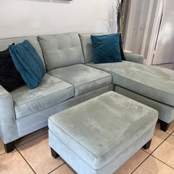 Comfortable Contemporary Sectional Sleeper Sofa 