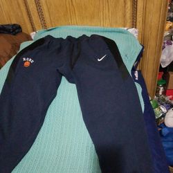 Unisex,nike  Sweater  Pants Size  Large Two  Side pockets 