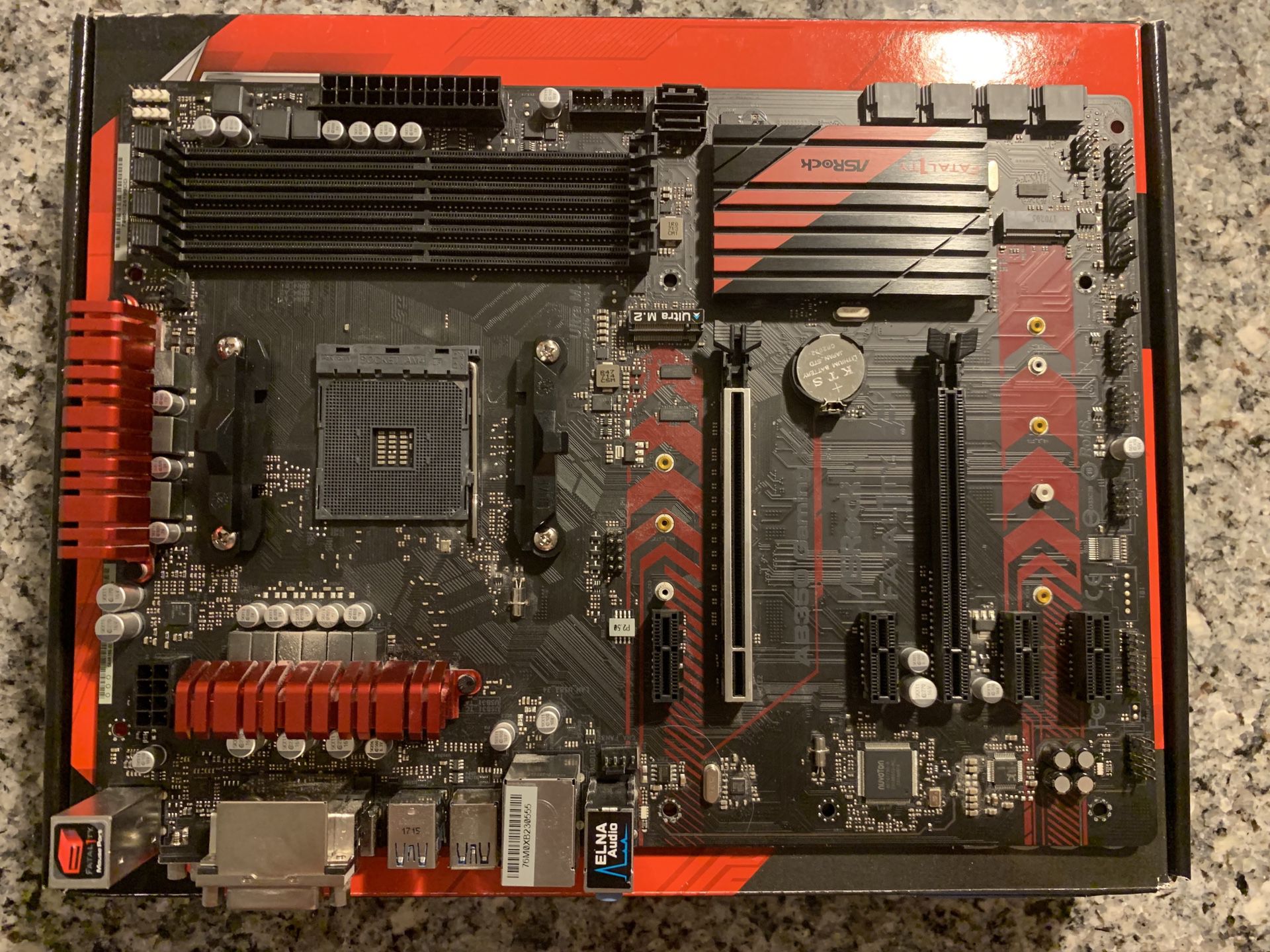 Asrock AB350 Fatality ATX AMD Ryzen motherboard