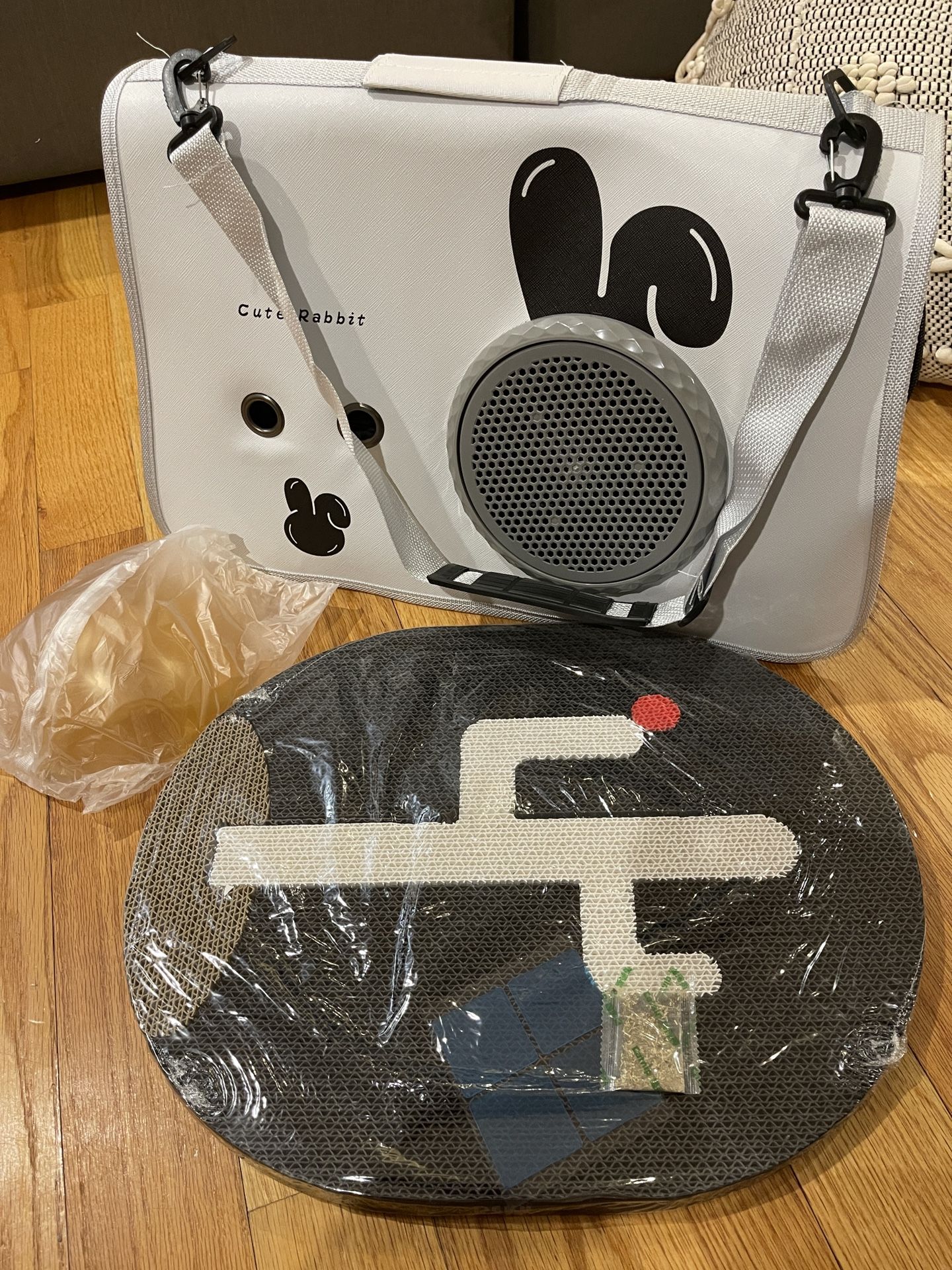 Brand New Cat Carrying Bag And Scratch Board