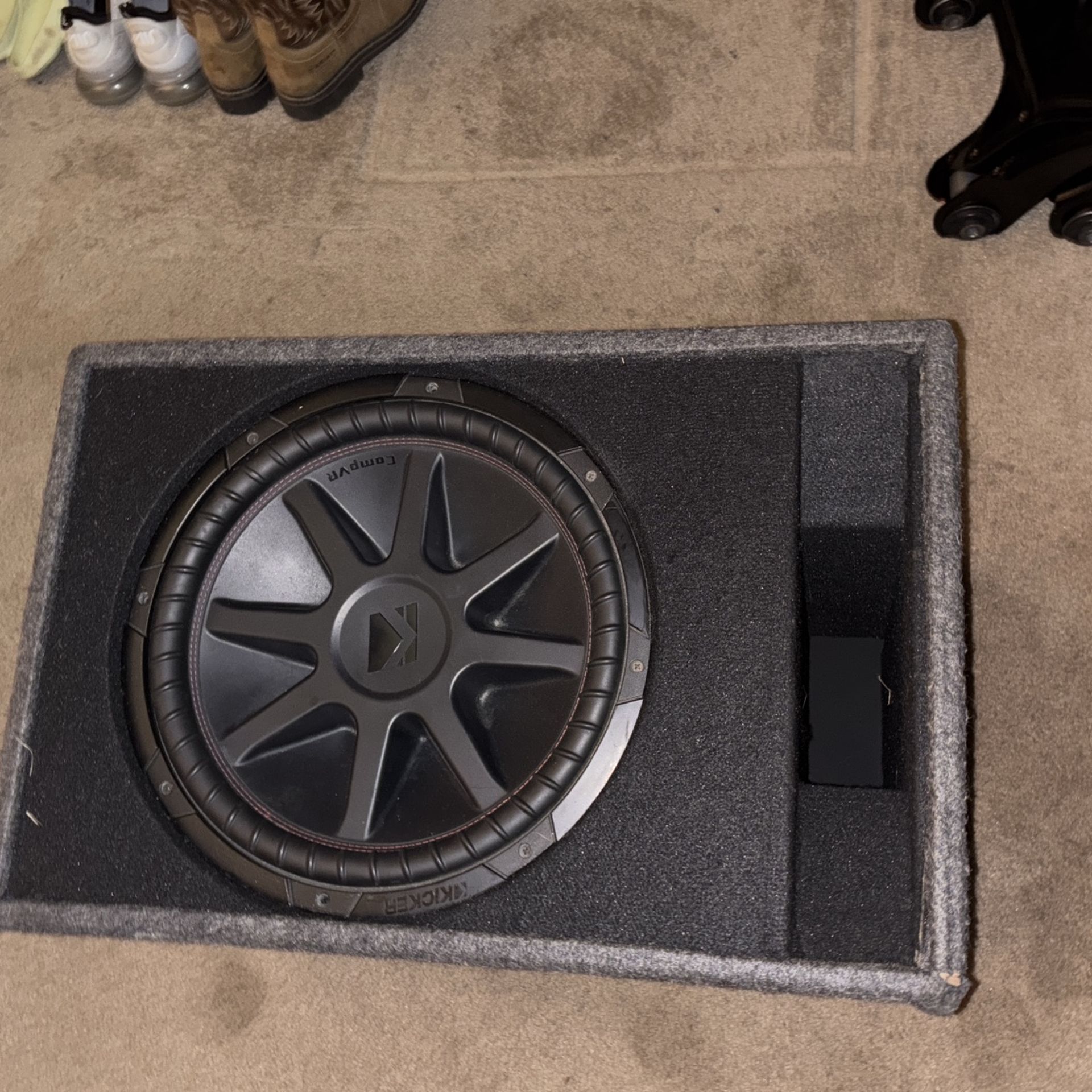 Kicker Comp Vr 15 Inch Sub And Box