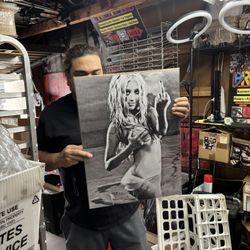 Christina Aguilera (18x24 Poster) #D7