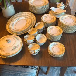 Noritake China Alvin set