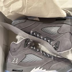 Wolf Grey Retro 5’s 