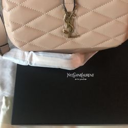 Brand New Women’s Leather Purse 