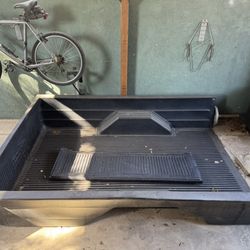 1987 Chevrolet R20 Duraliner Bed liner