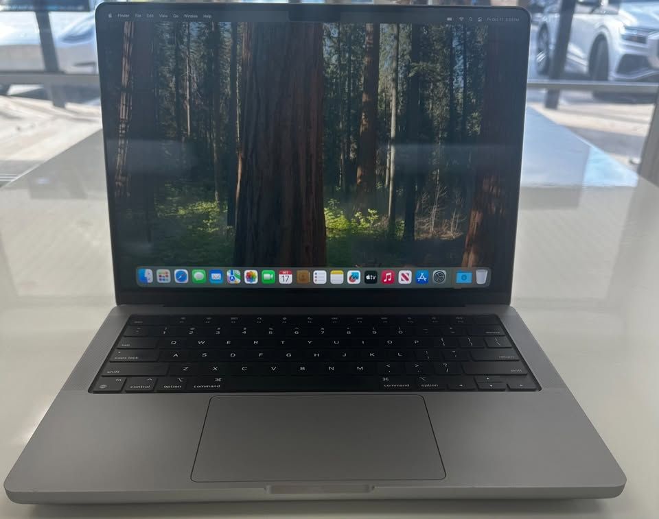 Apple MacBook Pro M2 Pro 2023 – Excellent Condition 