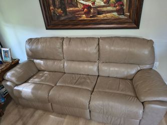 Taupe leather couch recliner