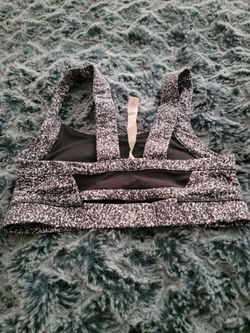 Lululemon sportsbra