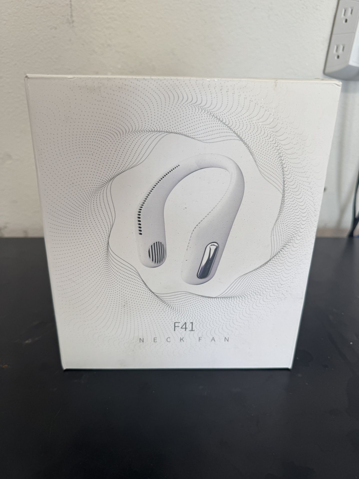 F41 Rechargeable Bladeless Portable Neck Fan 