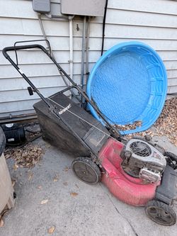 Gas lawn mower