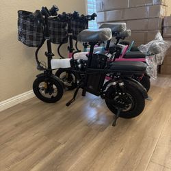 Folding electric bicycle