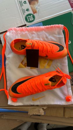 Nike Mercurials Elites size 8