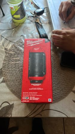 Milwaukee Bluetooth speaker