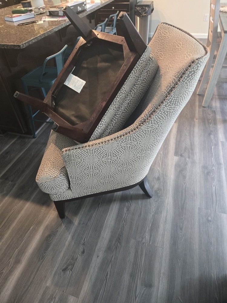 Free Accent Lounge Chair With Ottoman