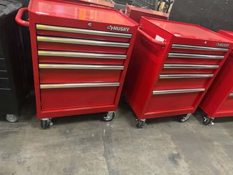 Husky
Standard-Duty 27 in. W x 18 in. D 5-Drawer Red Rolling Tool Cabinet