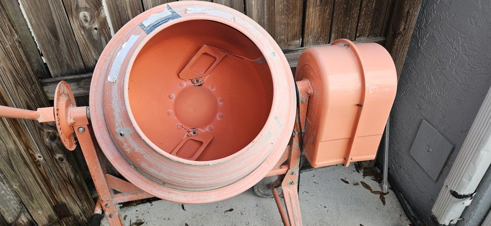 Concrete Mixer
