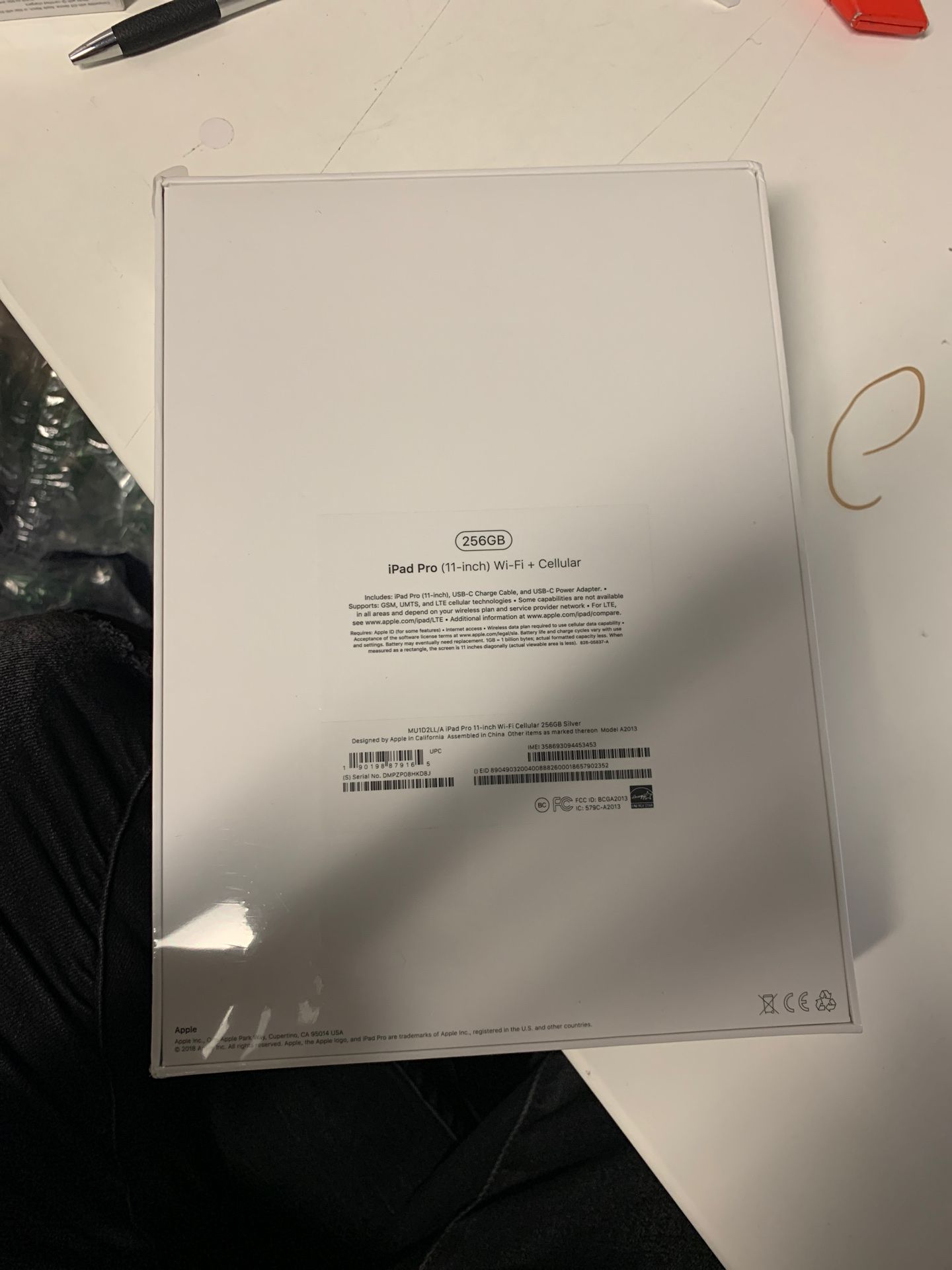 iPad 11 inch 256GB WIFI CELL SEALED